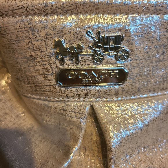 Coach brand madison tote - Picture 6 of 7